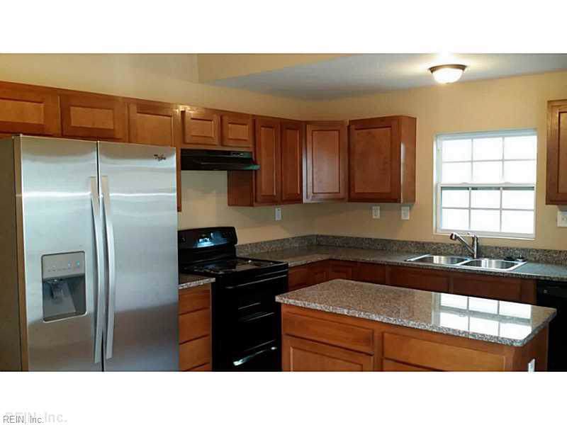 3214 Bapaume Ave - Photo 1