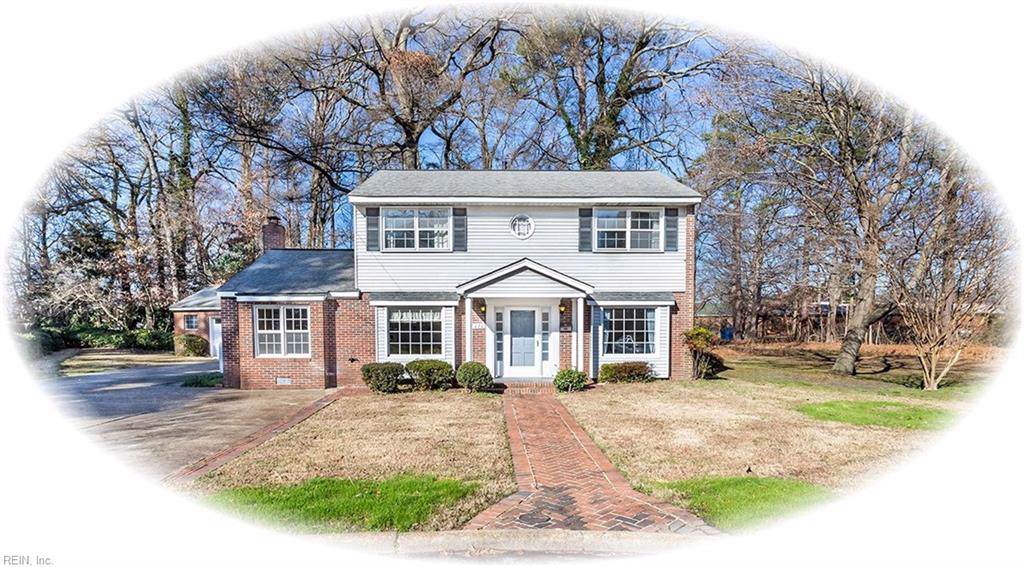 731 Roslyn Rd - Photo 1