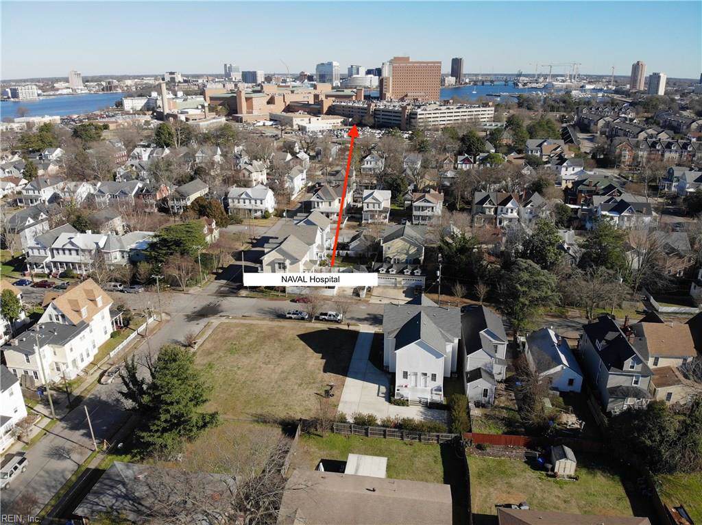 104 Webster Ave - Photo 1