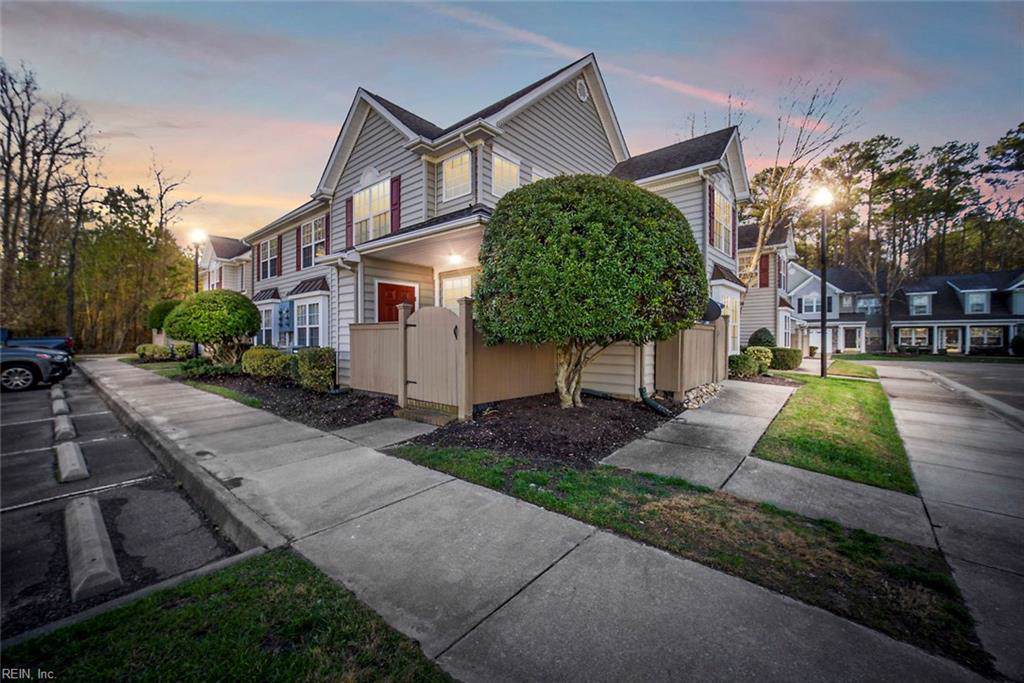304 Dock Ct - Photo 1