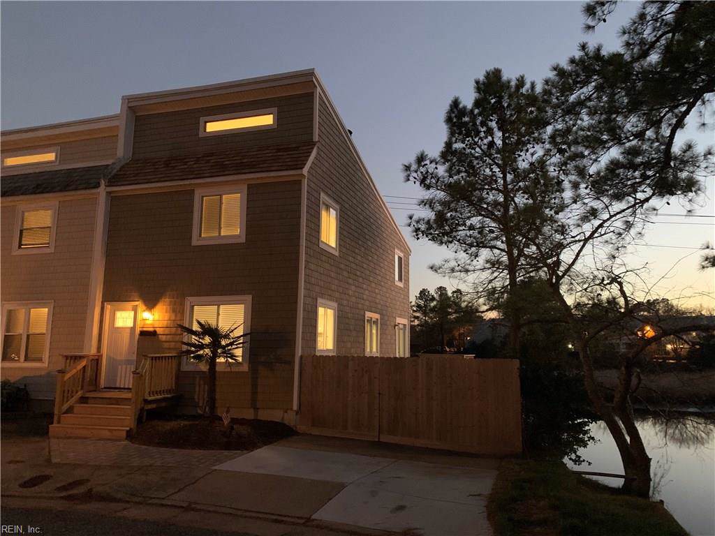 600 Lake Point Cir - Photo 1