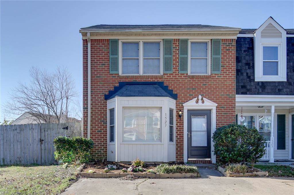 1527 Jameson Dr - Photo 1