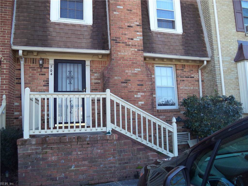 704 Lord Dunmore Dr - Photo 1