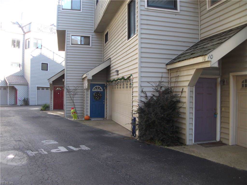 910 Ocean View Ave - Photo 1