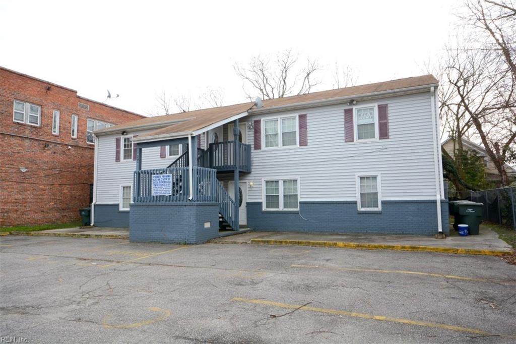 623 35th St - Photo 1