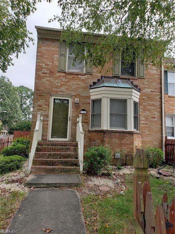 700 Kennesaw Ct - Photo 1