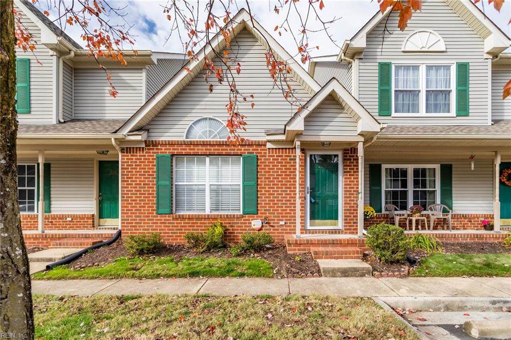 228 Hill Ln - Photo 1