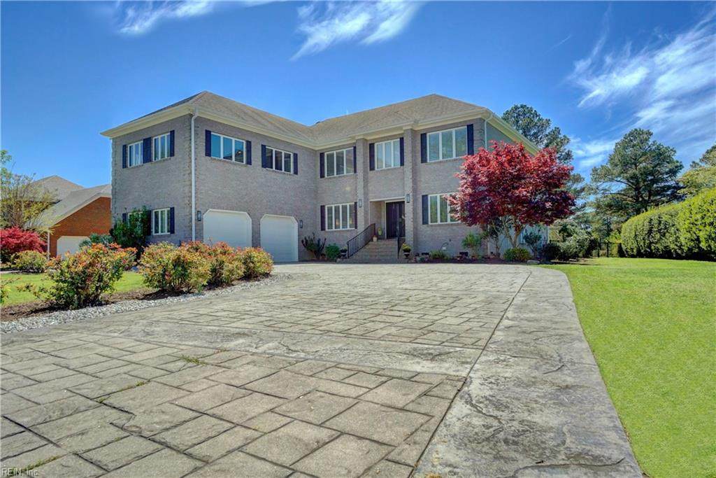 9016 River Cres - Photo 1