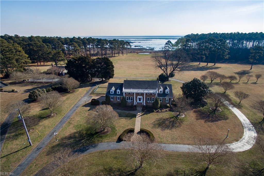 6370 Glenair Ln - Photo 1