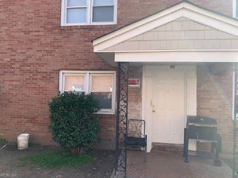 374 Fort Worth Ave - Photo 1