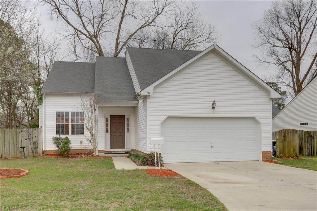 114 Eastwood Dr - Photo 1