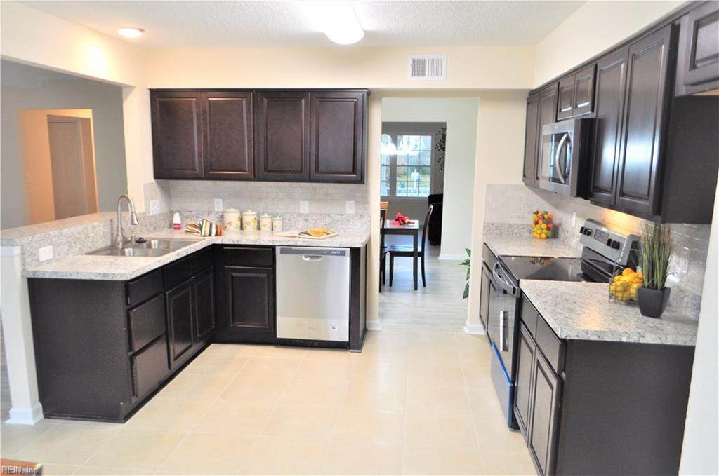 1528 Stewards Way - Photo 1
