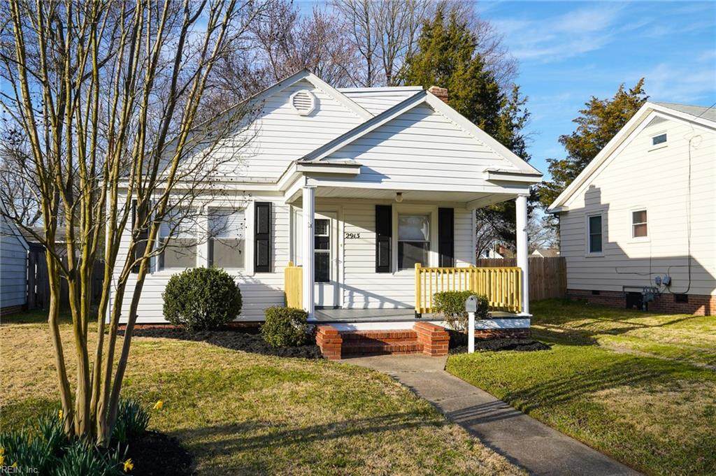 2913 Sir Walter Ln - Photo 1