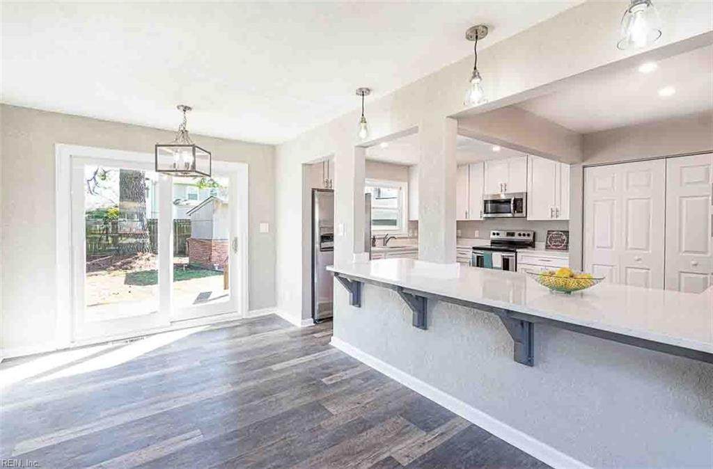 440 Caren Dr - Photo 1