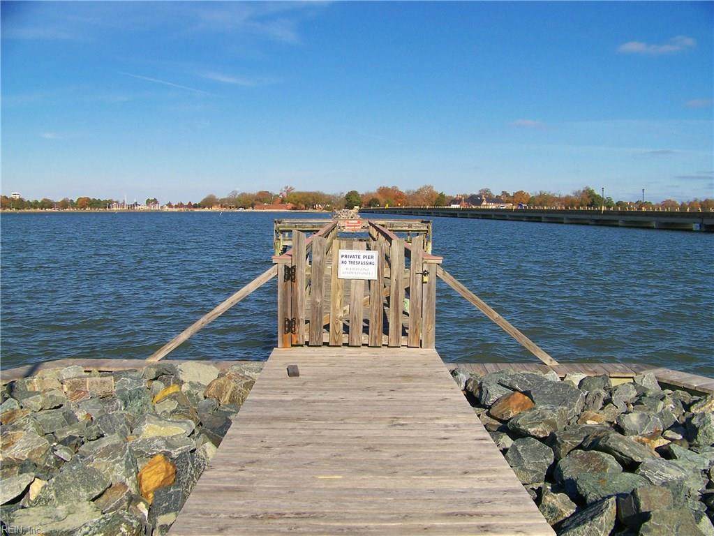 24 Waters Edge Circle - Photo 1