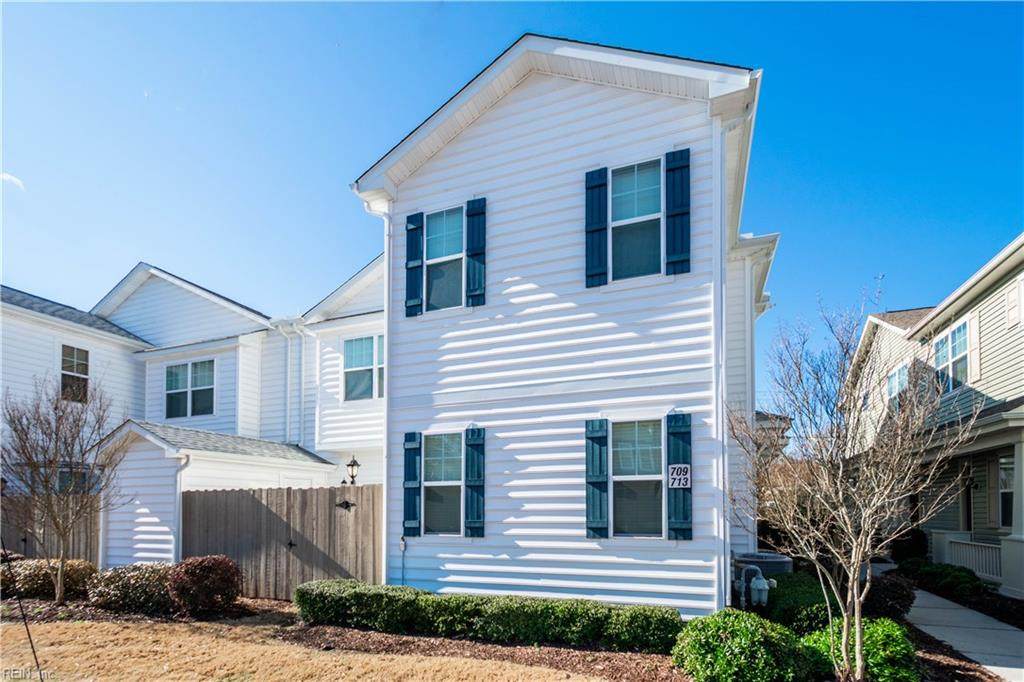 713 Lacy Oak Dr - Photo 1