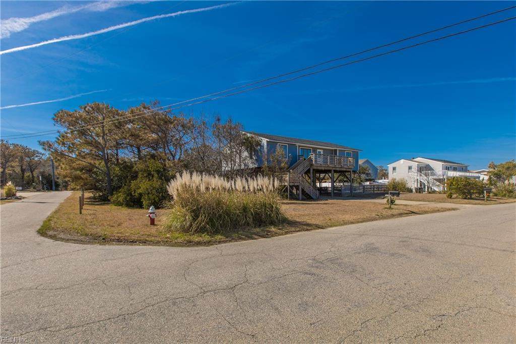 2445 Sandpiper Rd - Photo 1