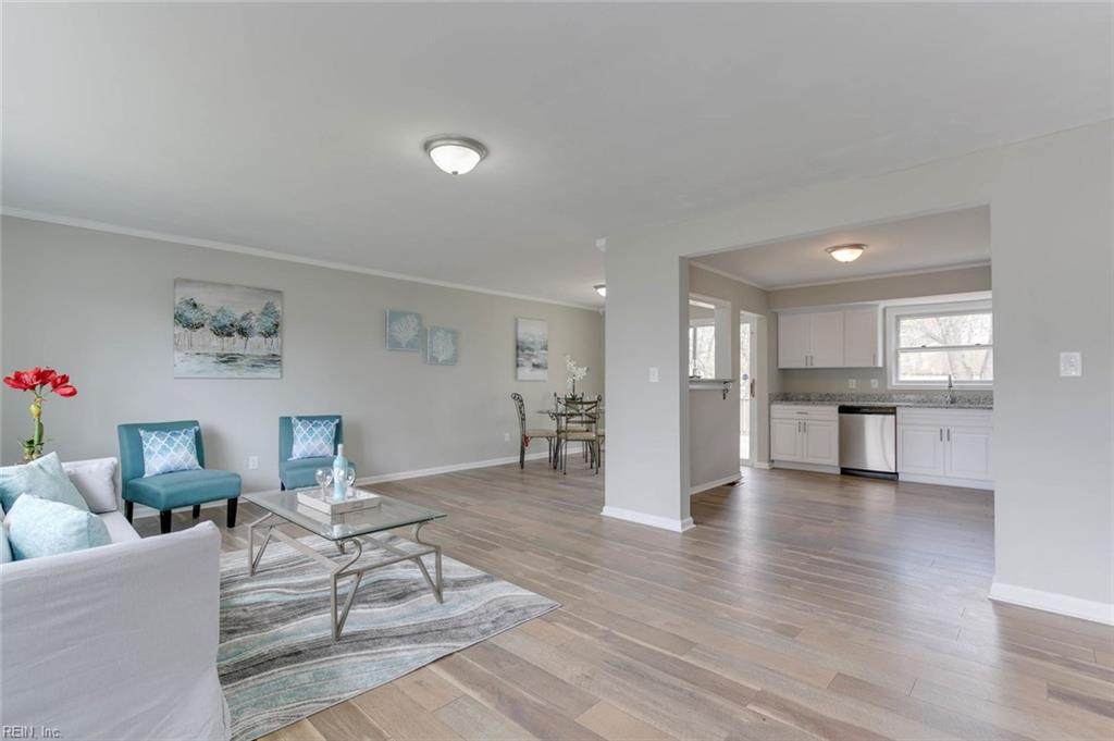 812 Dorsetshire Ter - Photo 1