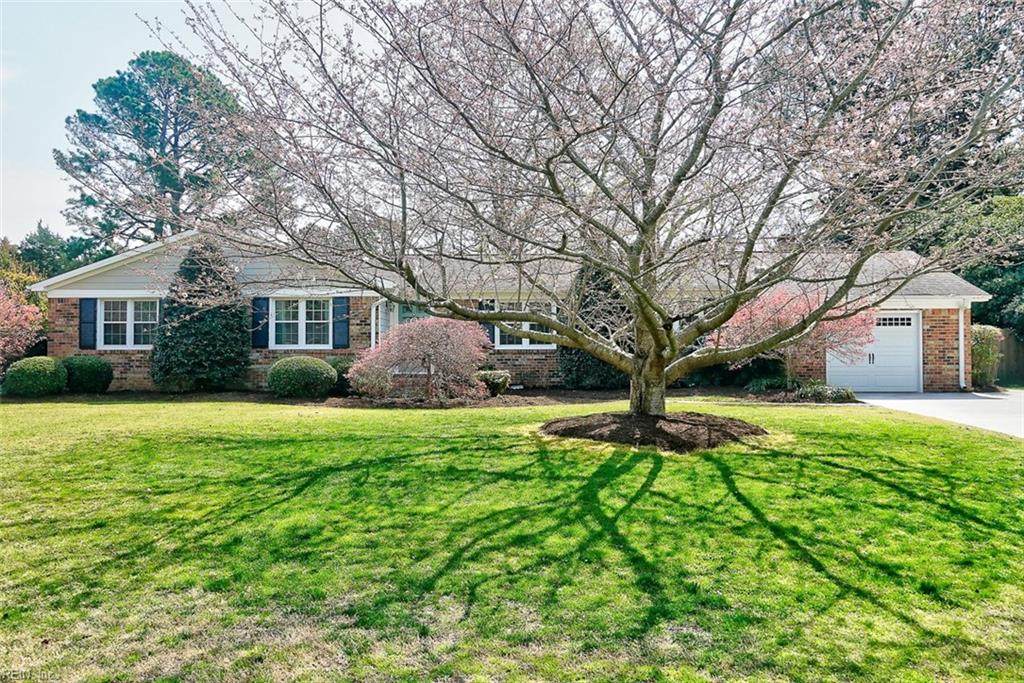 1713 Whiteside Ln - Photo 1