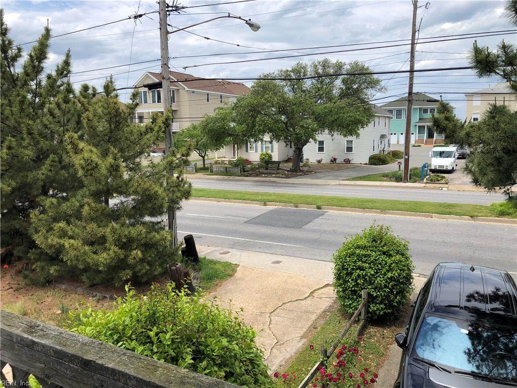 749 Ocean View Ave - Photo 1