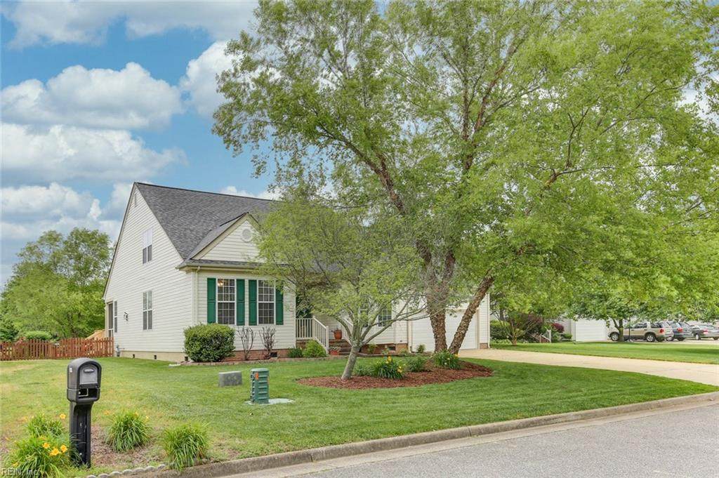105 Terrance Cir - Photo 1 105 Terrance Cir - Photo 1