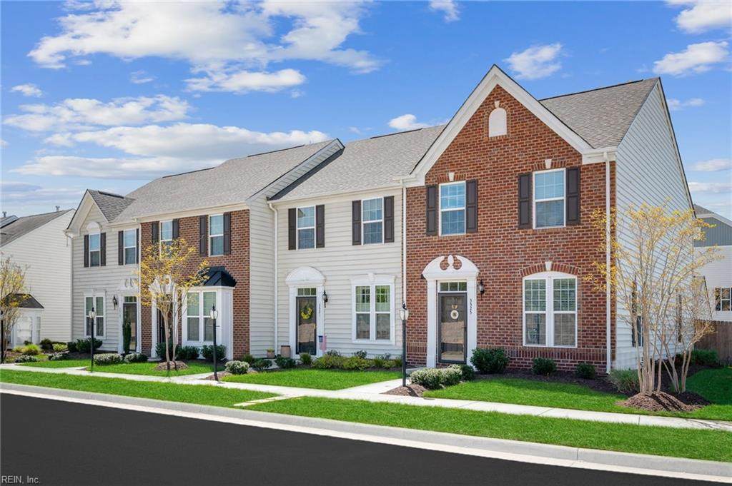 210 Foxglove Dr - Photo 1