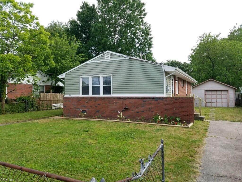 2802 Berkley Ave - Photo 1