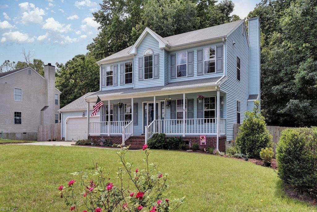 709 Colonial Ave - Photo 1