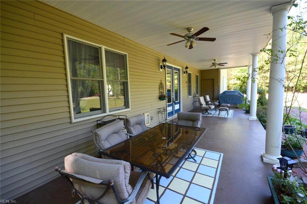 7940 Snow Haven Ln - Photo 1