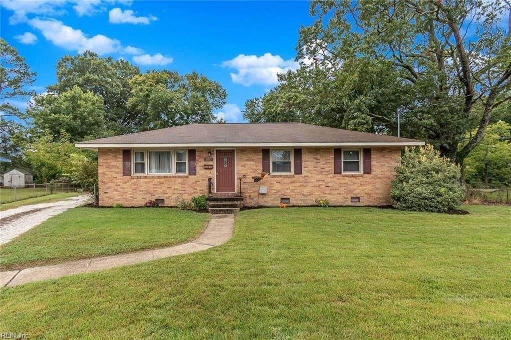 100 Tyner Dr - Photo 1
