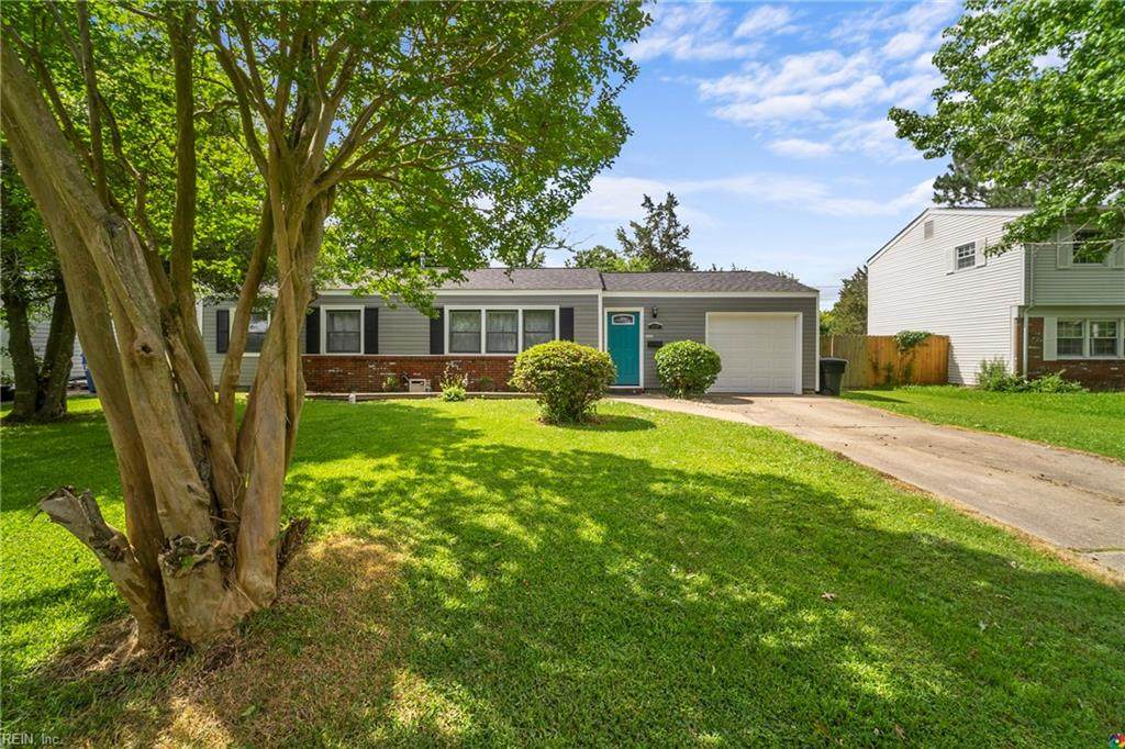 3025 John Hancock Dr - Photo 1