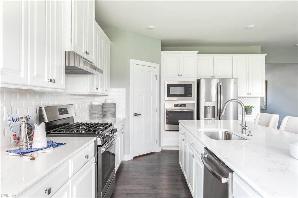 300 Sunny Lake Rd - Photo 1