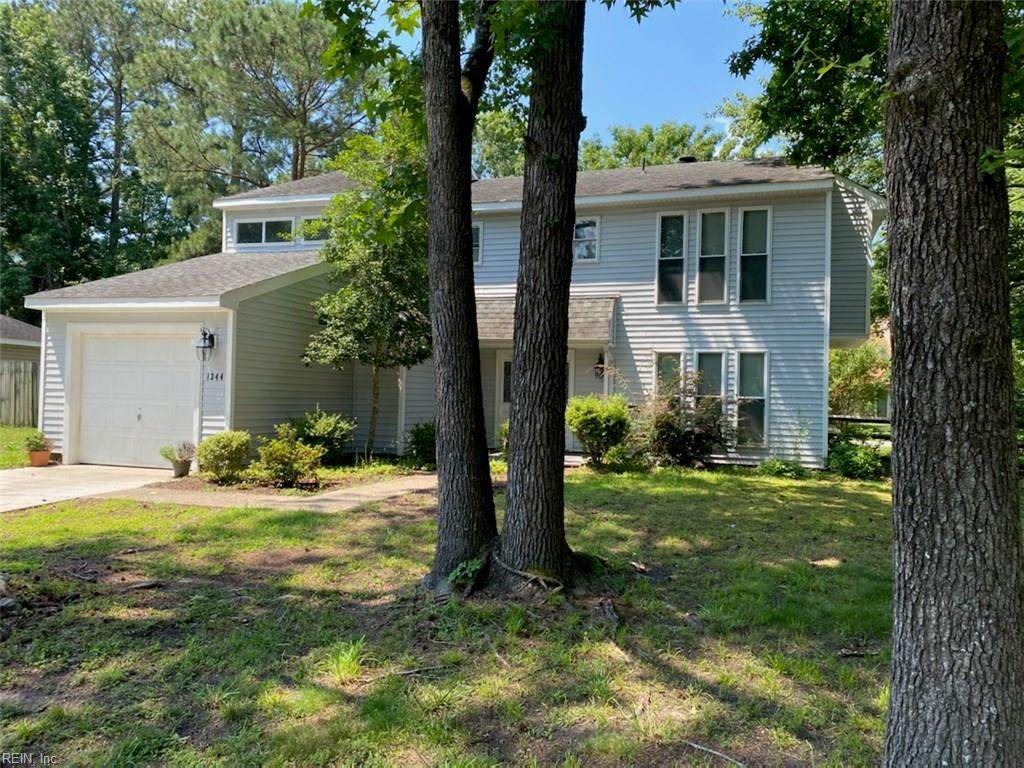 1344 Cypress Pl - Photo 1