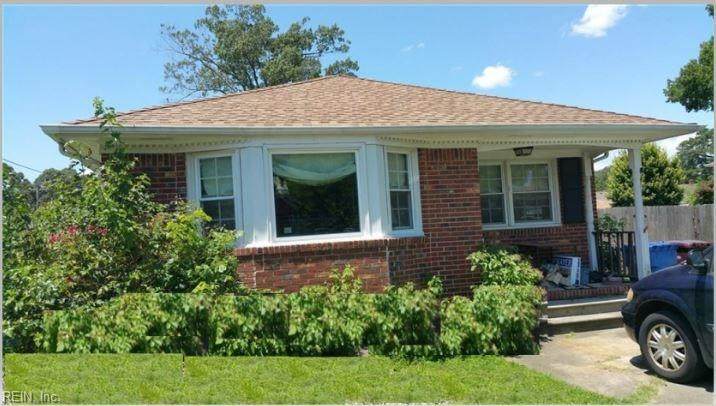 1533 Hawthorne Dr - Photo 1