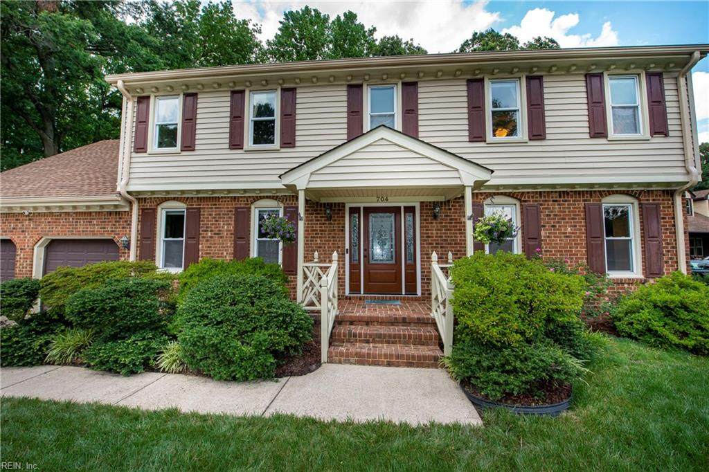 704 Walton Dr - Photo 1