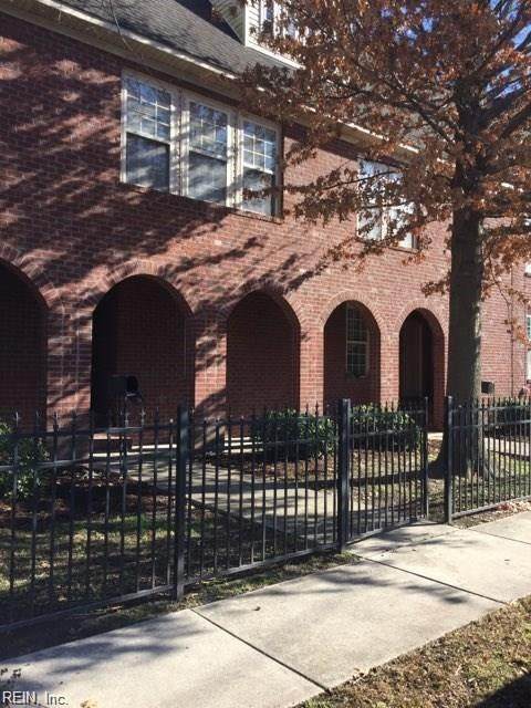 200 Maple Ave - Photo 1