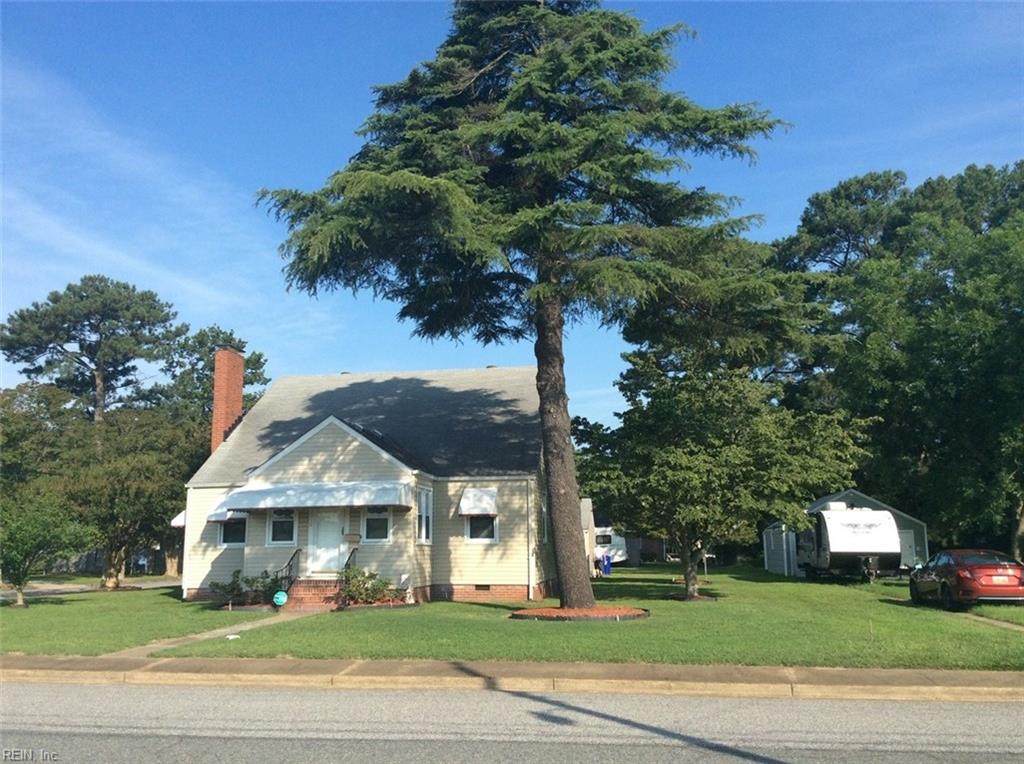 2310 Oregon Ave - Photo 1