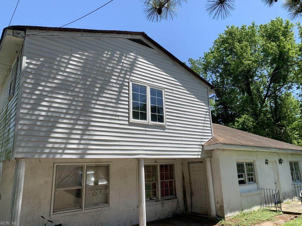 857 Sparrow Rd - Photo 1