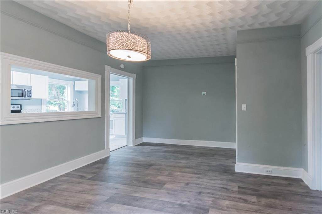326 Douglas Ave - Photo 1