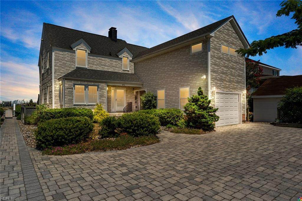 876 Ocean View Ave - Photo 1