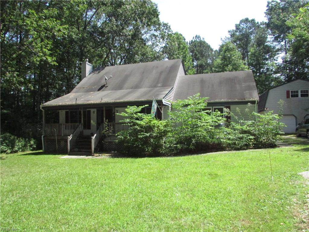 472 Milford Ln - Photo 1