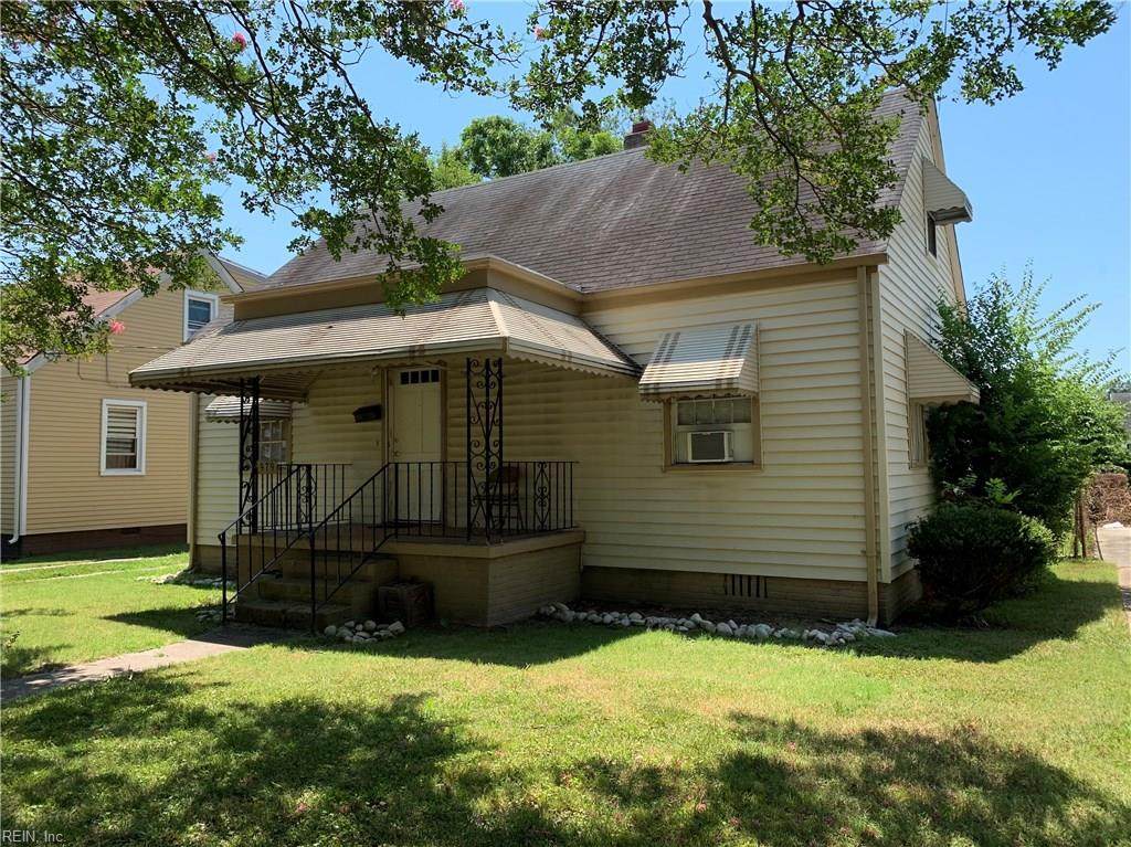 979 Wolcott Ave - Photo 1