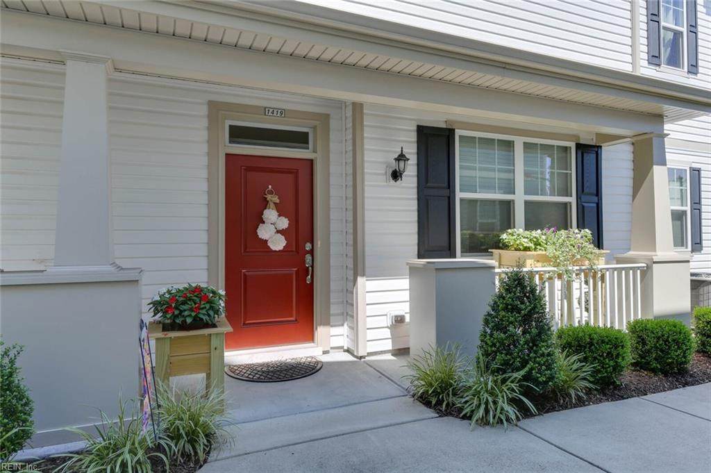 1419 Rollesby Way - Photo 1