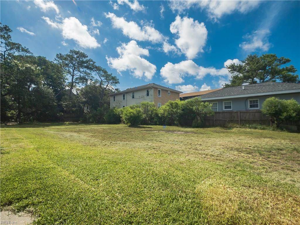 9546 5th Bay St - Photo 1