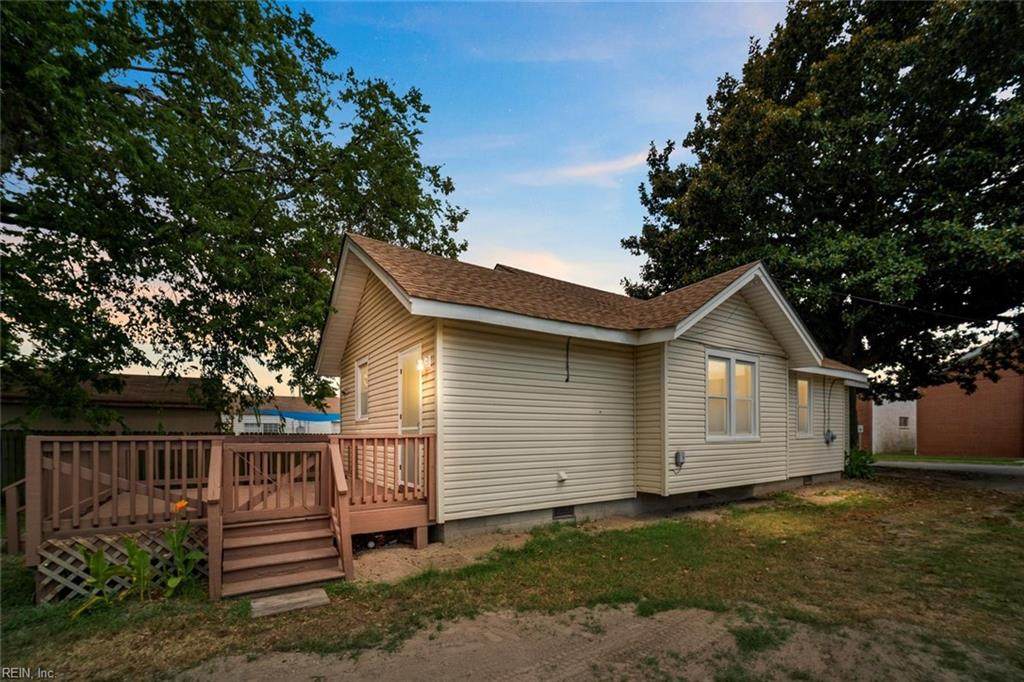 1015 Crowell Ave - Photo 1