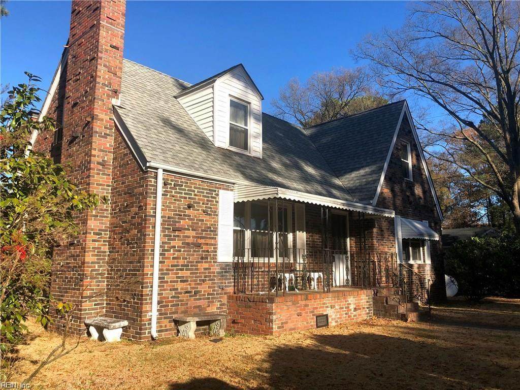 140 Blades St - Photo 1
