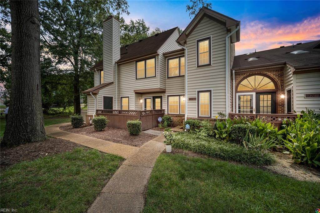 1021 Saint Andrews Way - Photo 1