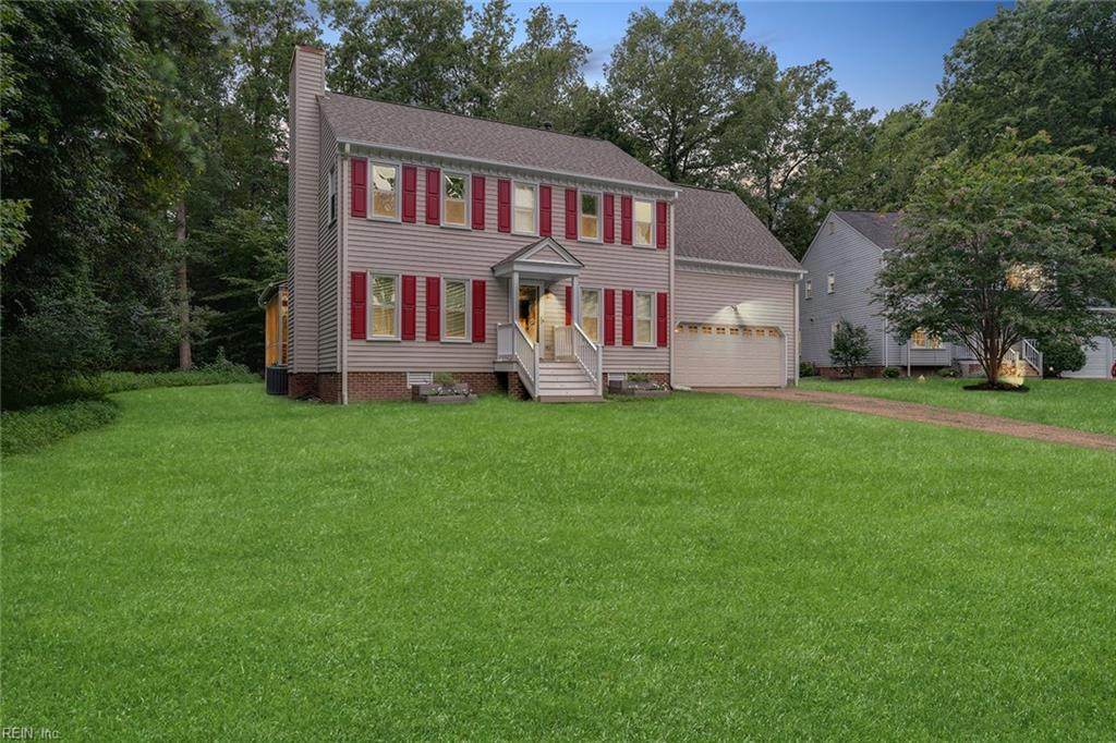 3005 Camden Cir - Photo 1