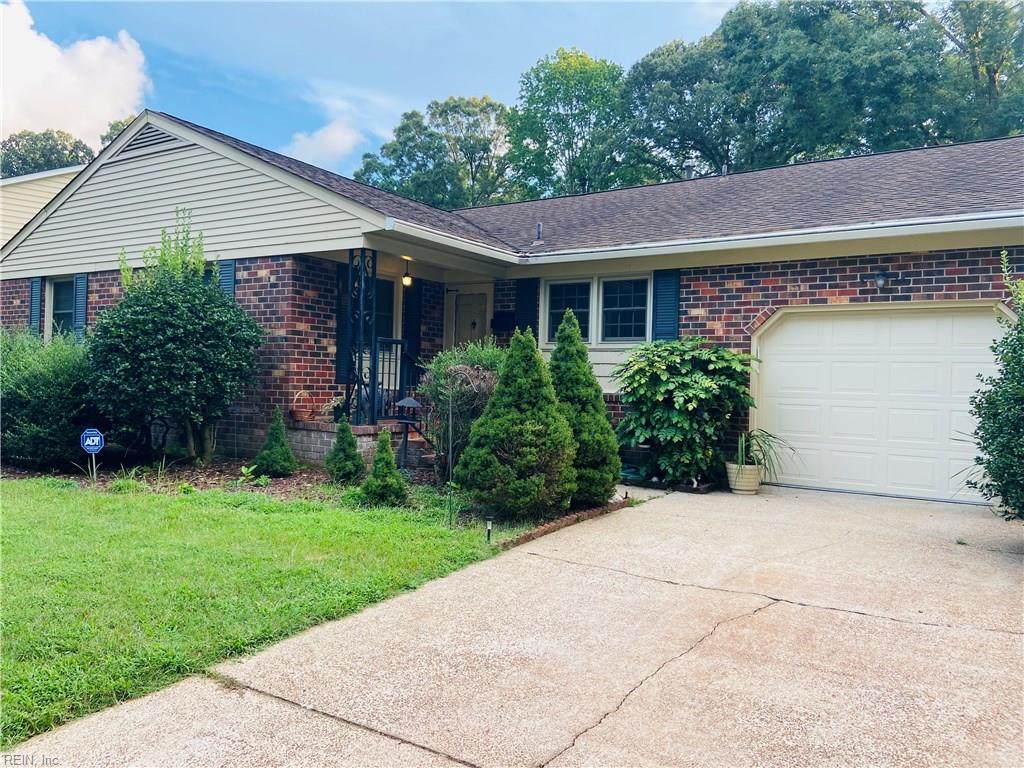 141 Moline Dr - Photo 1