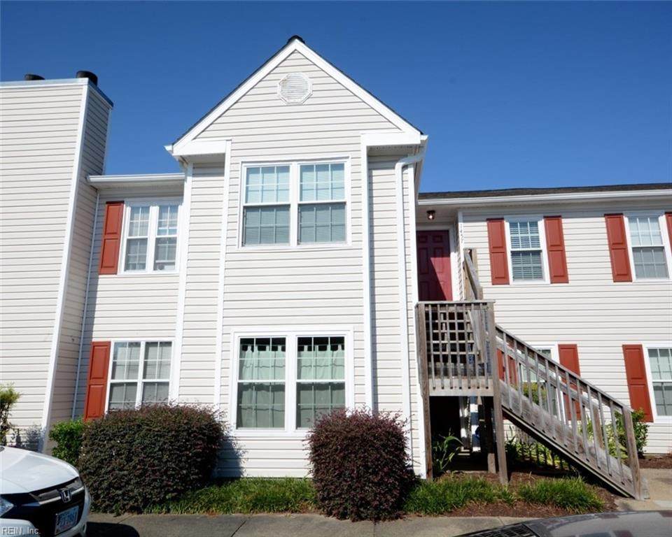 1457 Deerpond Ln - Photo 1